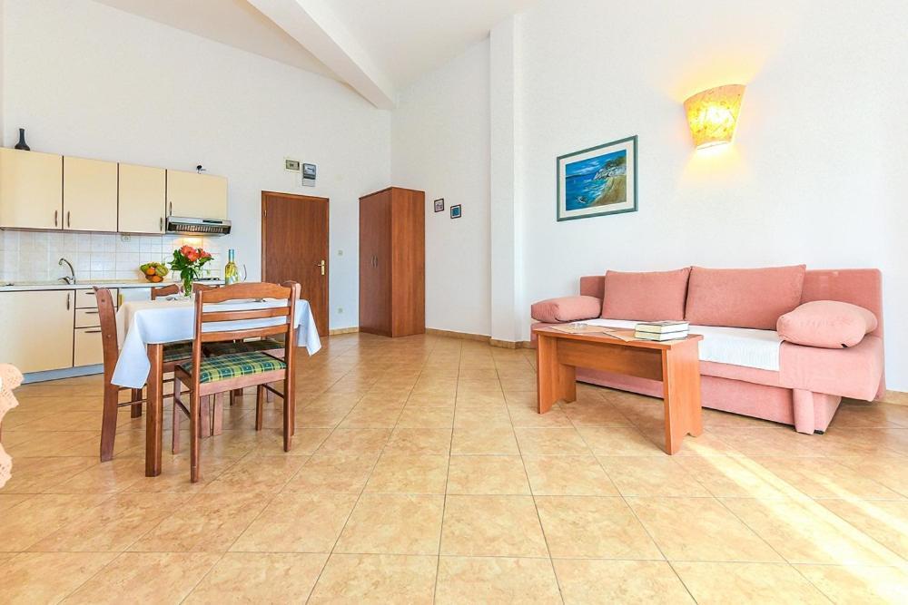 Apartments Adria Biograd Na Moru Room photo